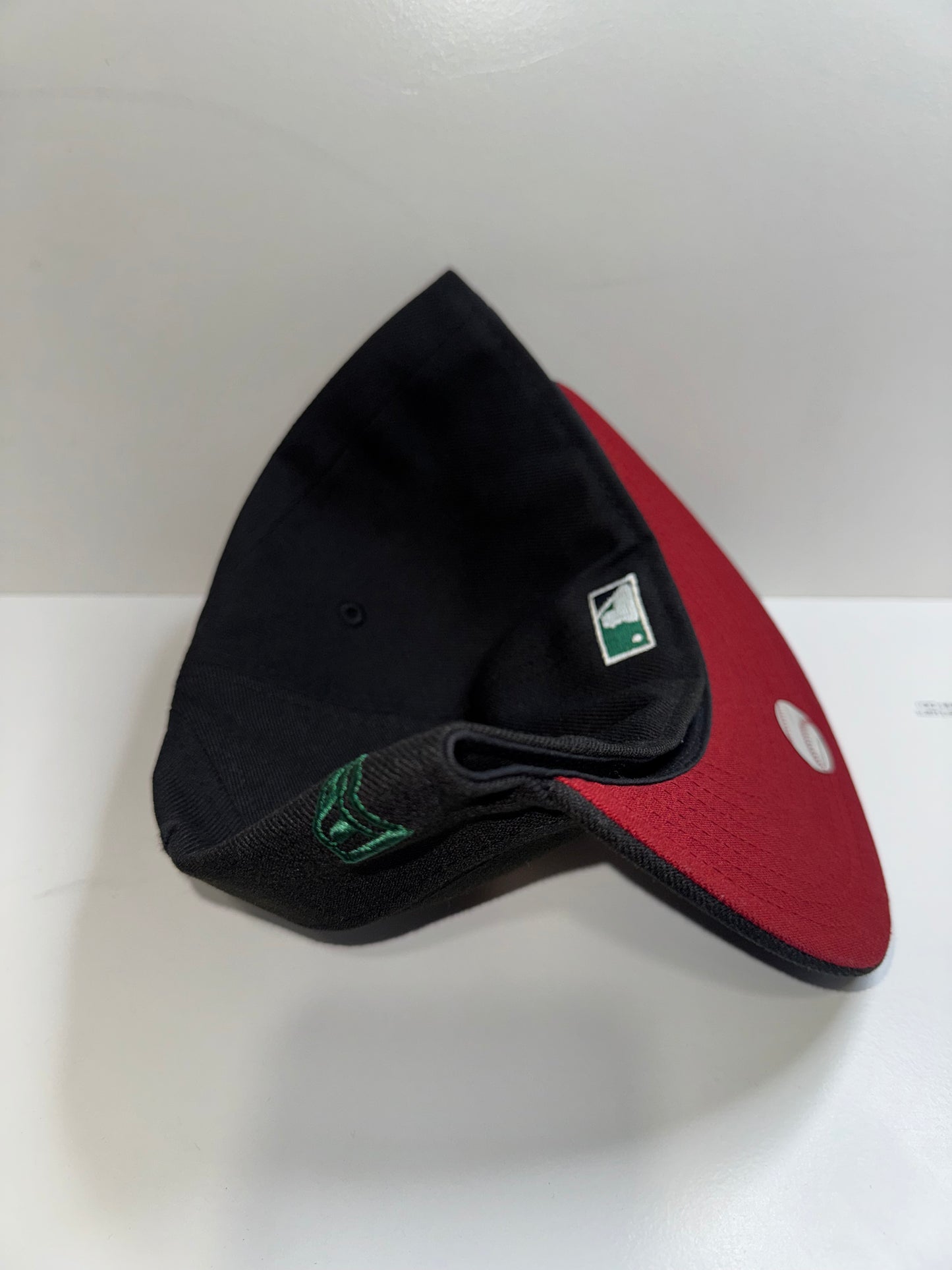 ARIZONA DIAMONDBACKS BLK/GREEN/RED