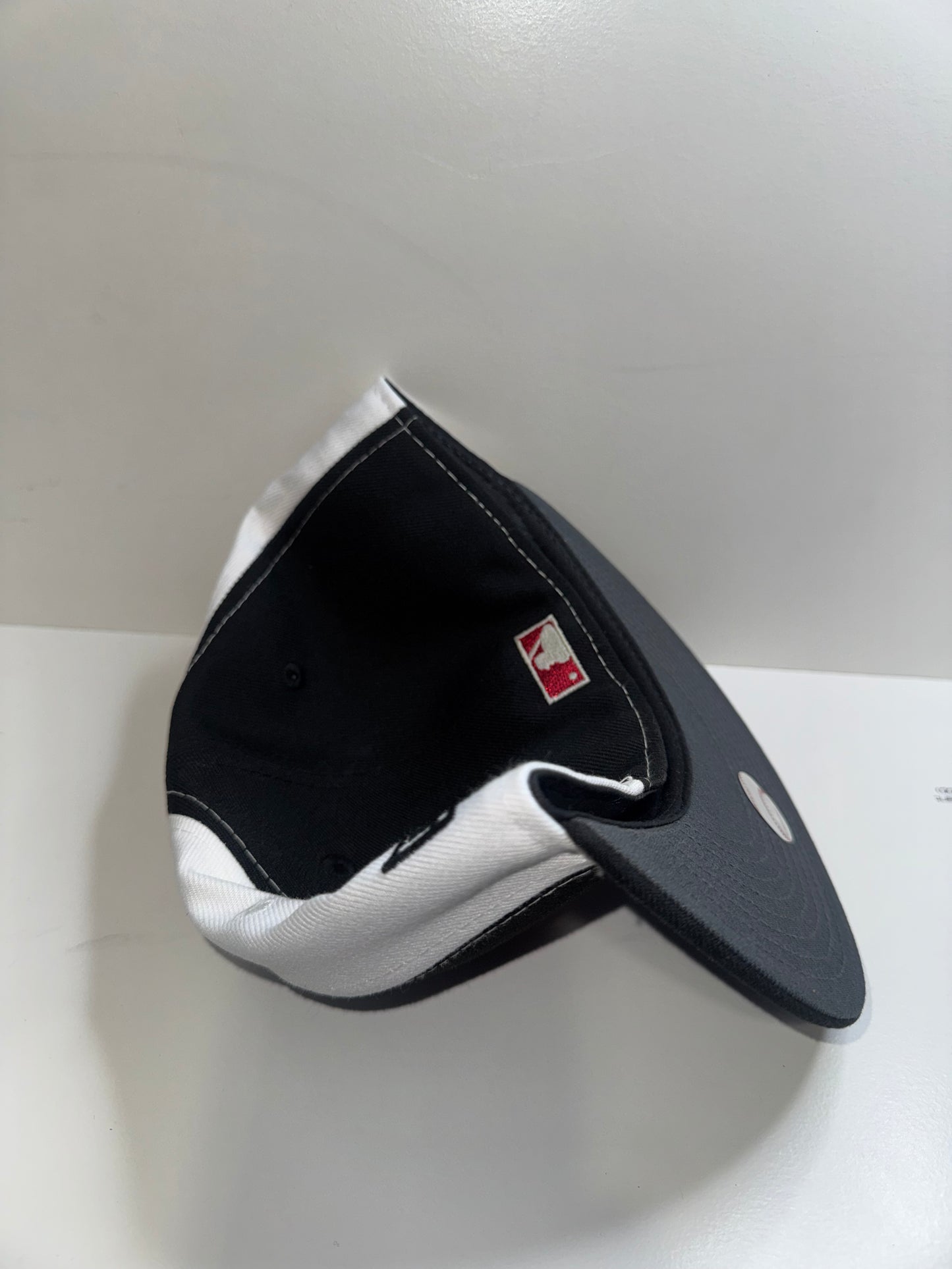 ATLANTA BRAVES BLK/WHITE