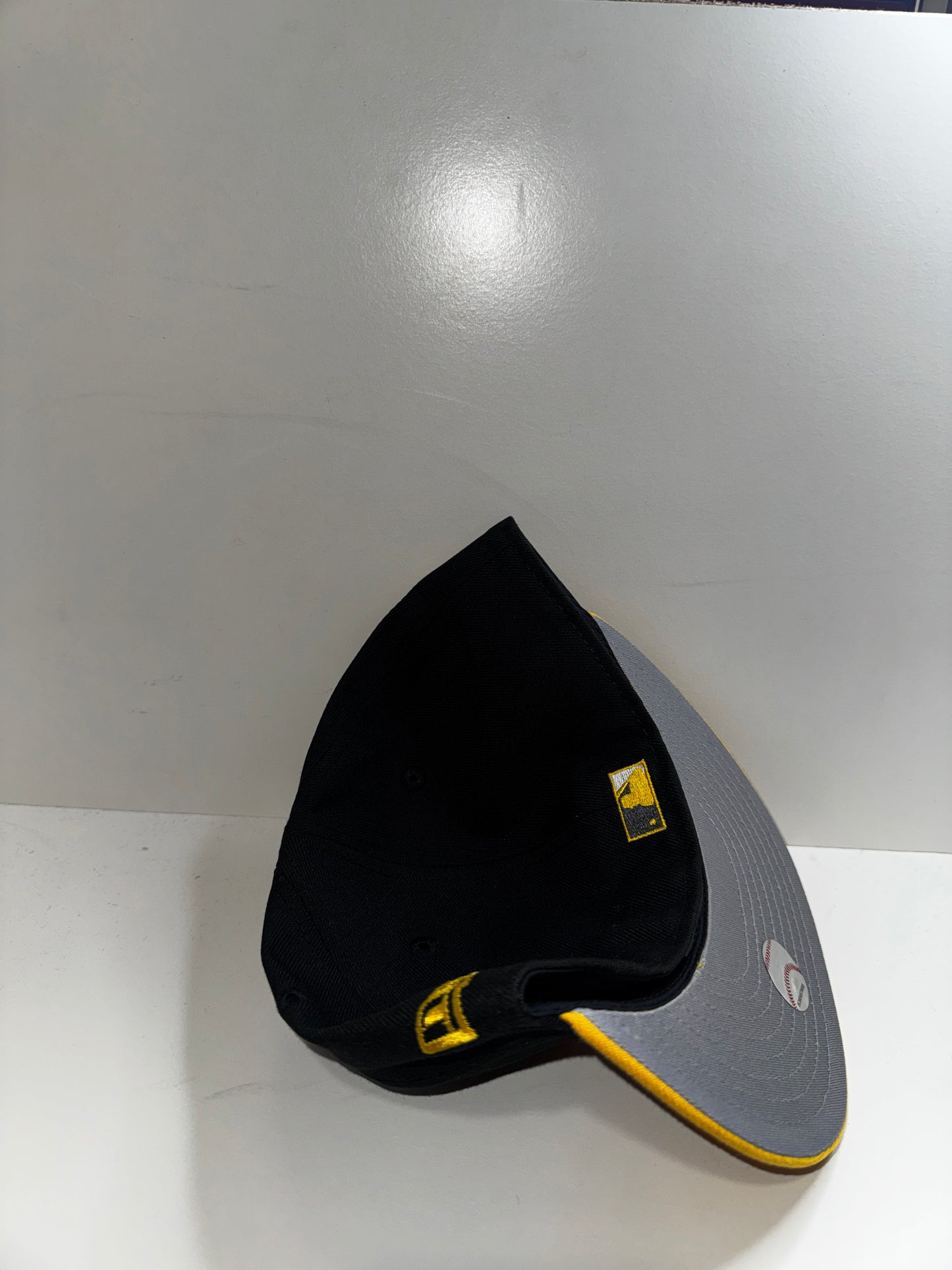 ANAHEIM ANGELS BLK/YELLOW
