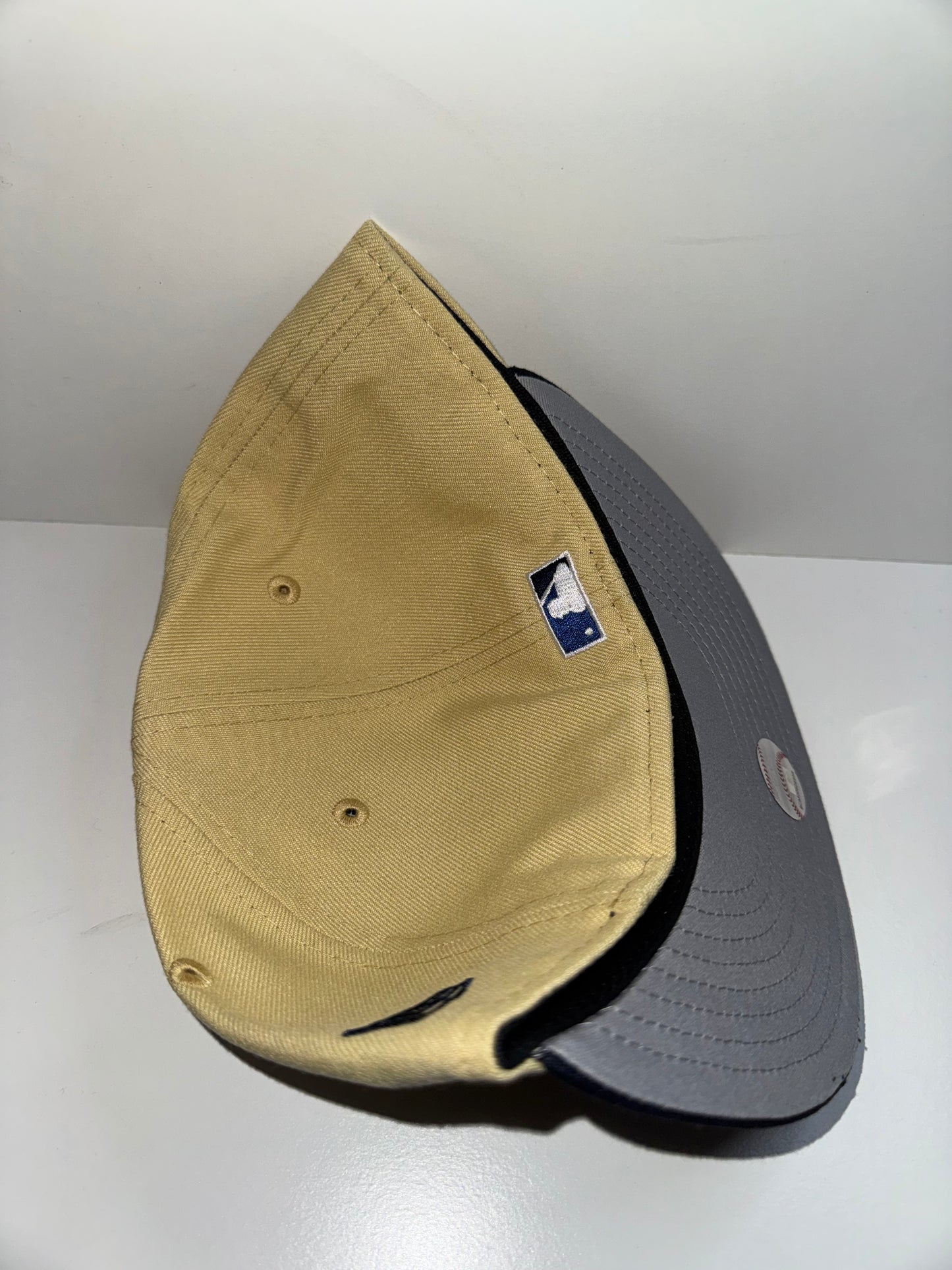 SAN FRANCISCO GIANTS VEGAS GOLD/NAVY