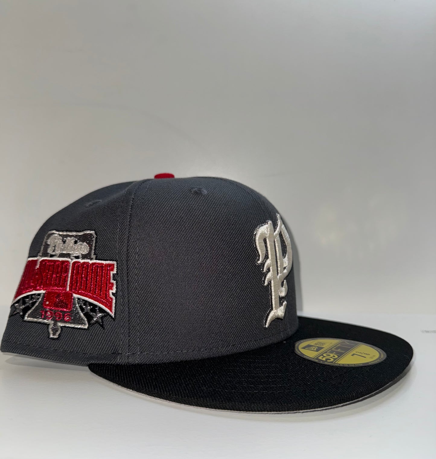 PHILADELPHIA PHILLIES GRAY/BLK