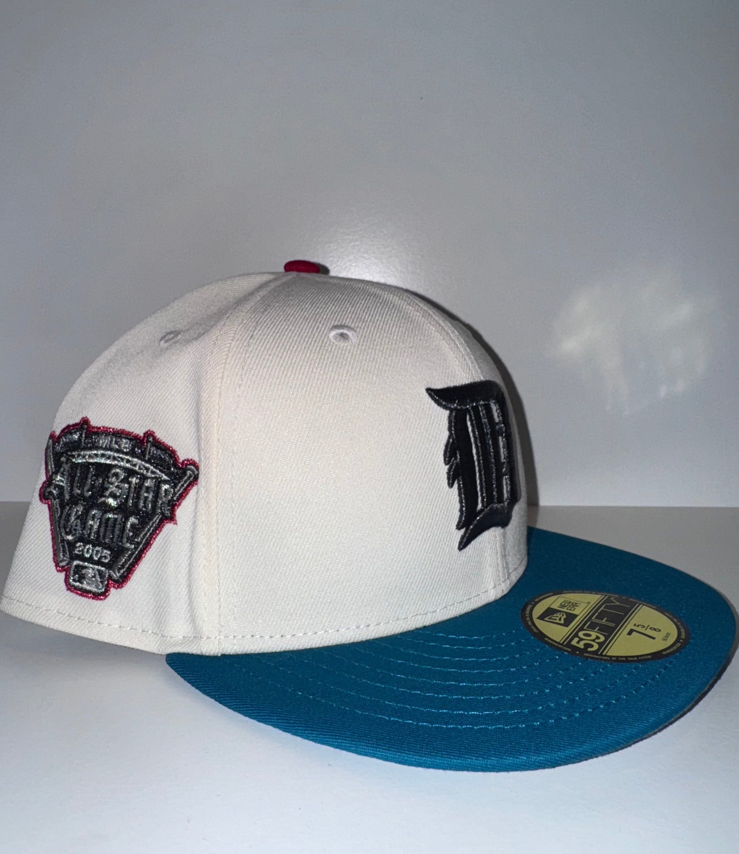 DETROIT TIGERS WHITE/BLUE