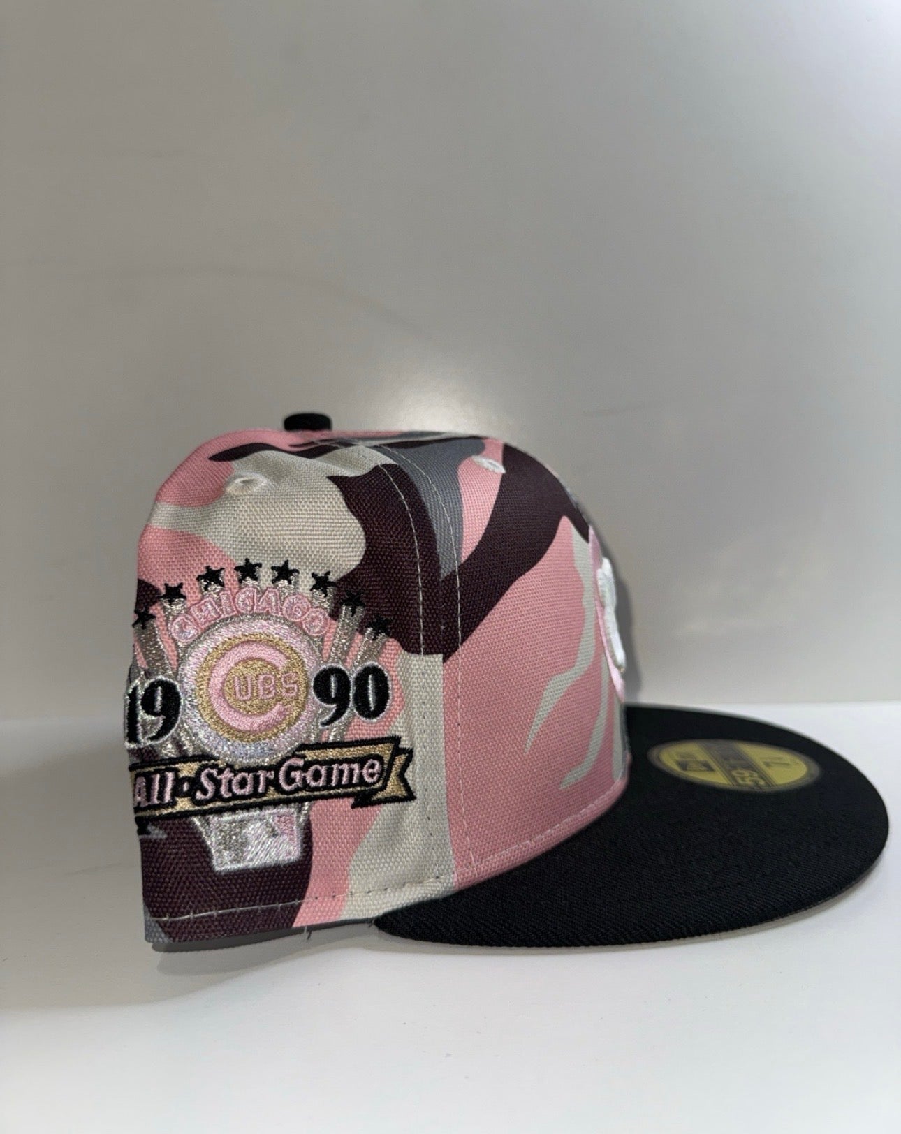 CHICAGO CUBS PINK CAMO/BLK