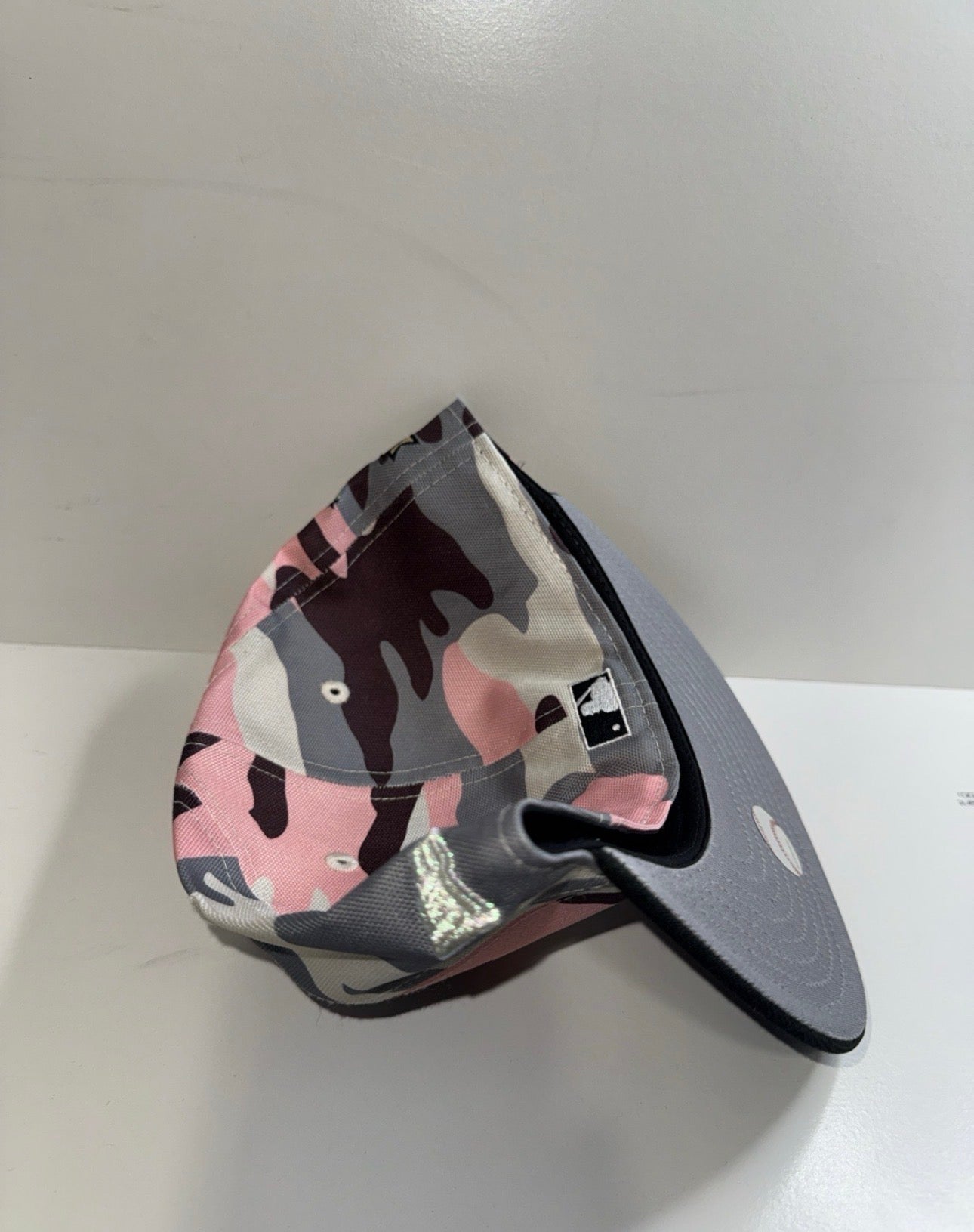 CHICAGO CUBS PINK CAMO/BLK