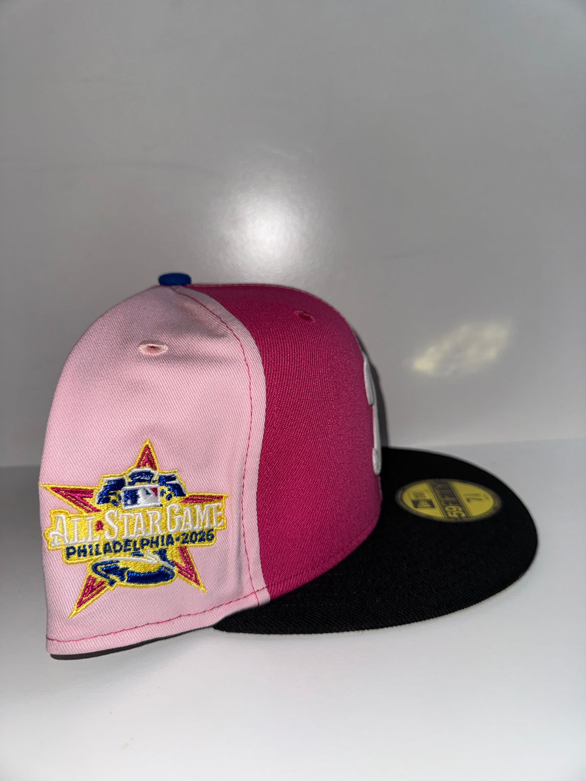 PHILADELPHIA PHILLIES PINK/BLK