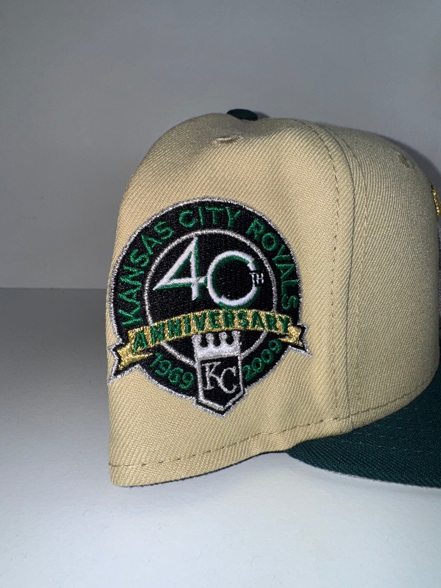 KANSAS CITY ROYALS VEGAS GOLD/GREEN