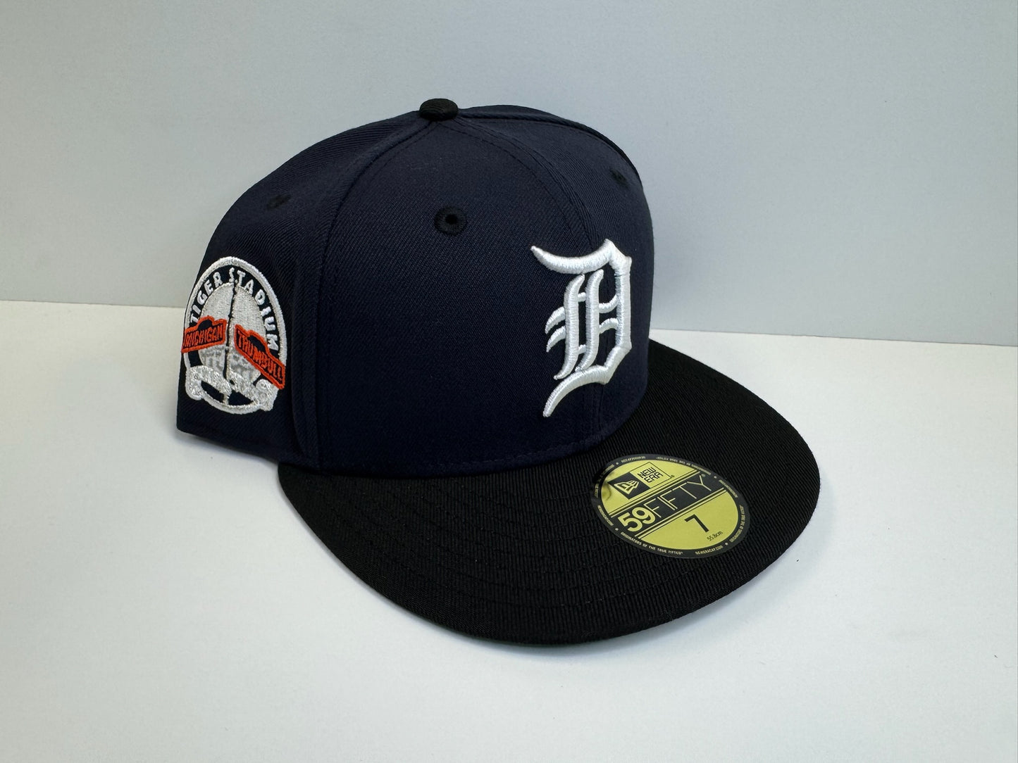 Two tone Detroit Tigers Stadium patch navy/black