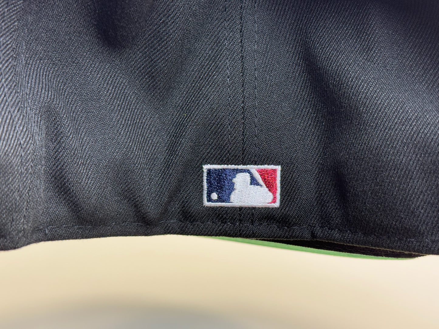 “Noir” Atlanta Braves 40th anniversary patch